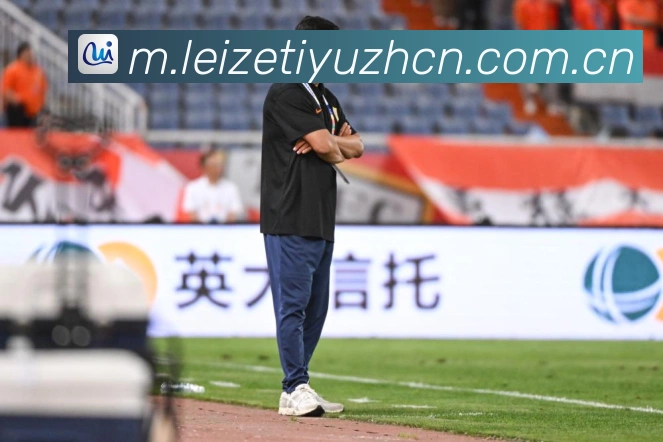 萧华回应六十五场评奖规则未改动坚持其有效性原则专题观察:最新赛事动态与深度分析 萧华回应六十五场评奖规则未改动坚持其有效性原则专题观察:最新赛事动态与深度分析